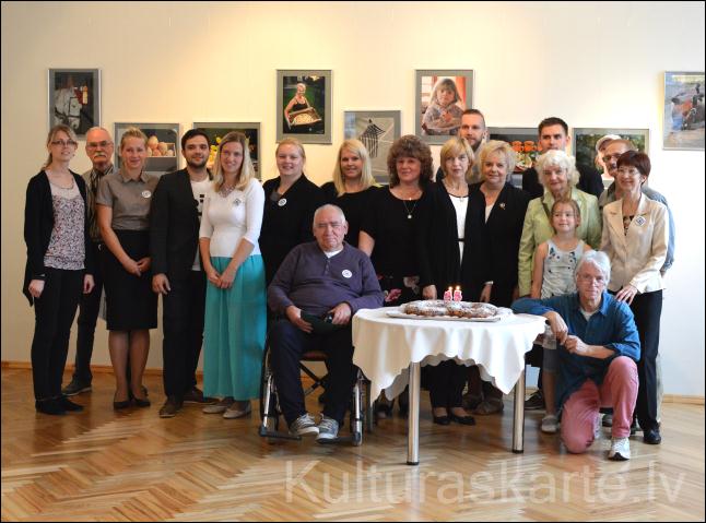 Tautas foto studija "Vidze"